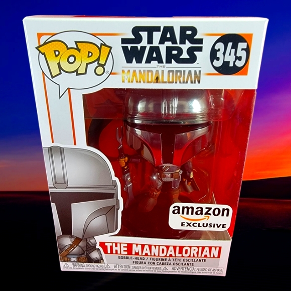 The Mandalorian amazon exclusive funko # 345 (nib) Brand new chrome Mandalorian - Picture 1 of 7
